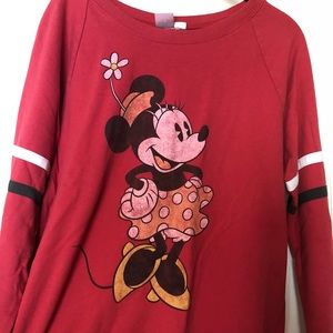 Adorable vintage-style Minnie Mouse pullover